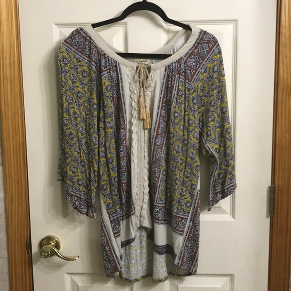 ONE WORLD Tops - One World boho hi low top size L